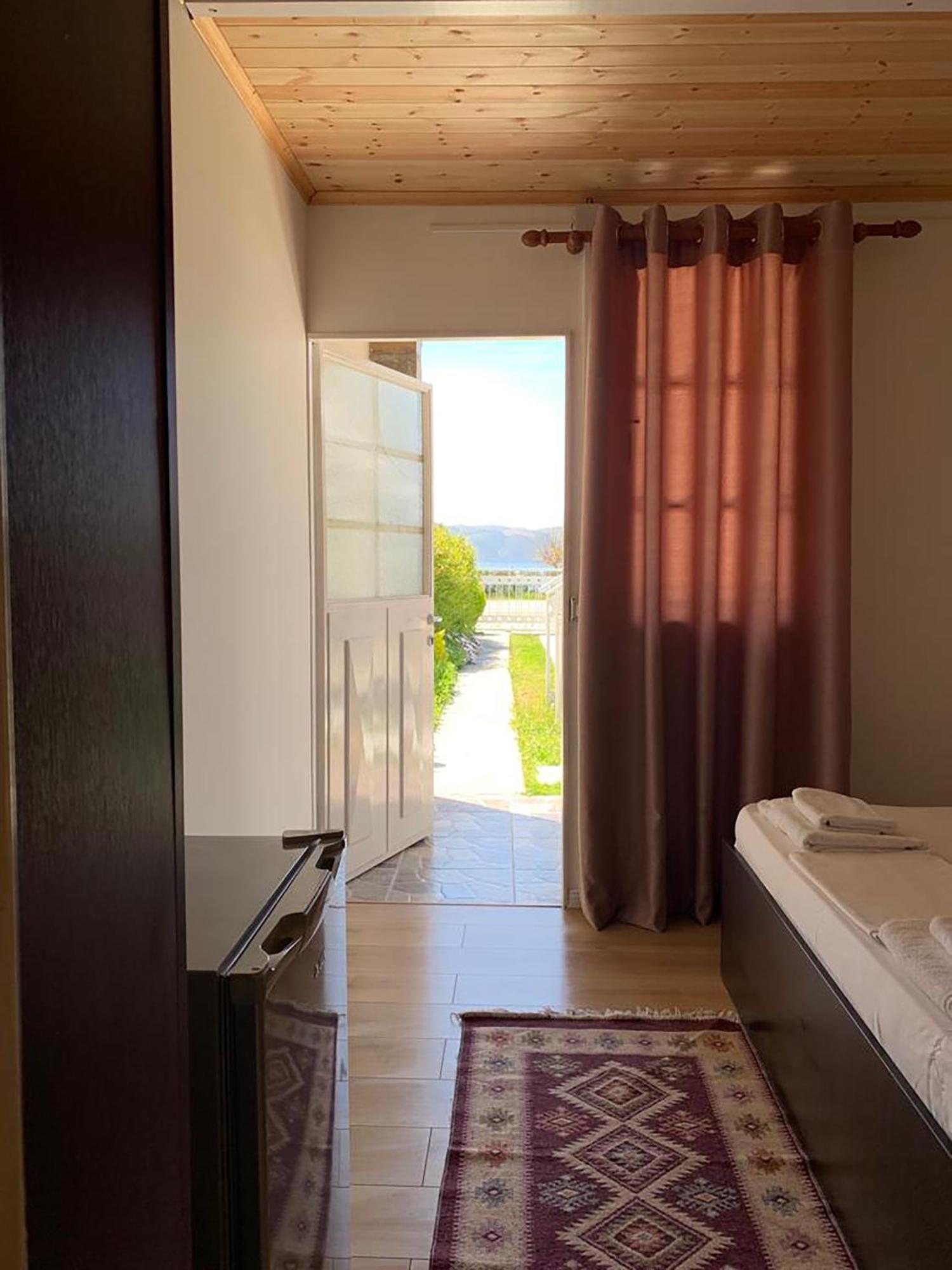 Nili Hotel Vlorë エクステリア 写真