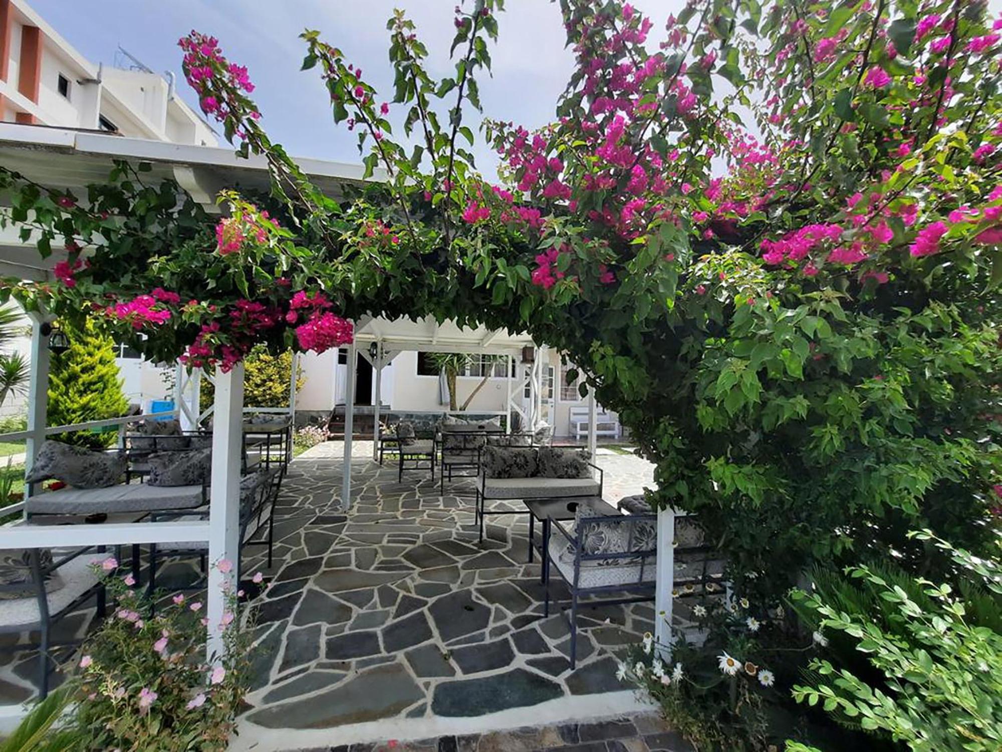 Nili Hotel Vlorë エクステリア 写真
