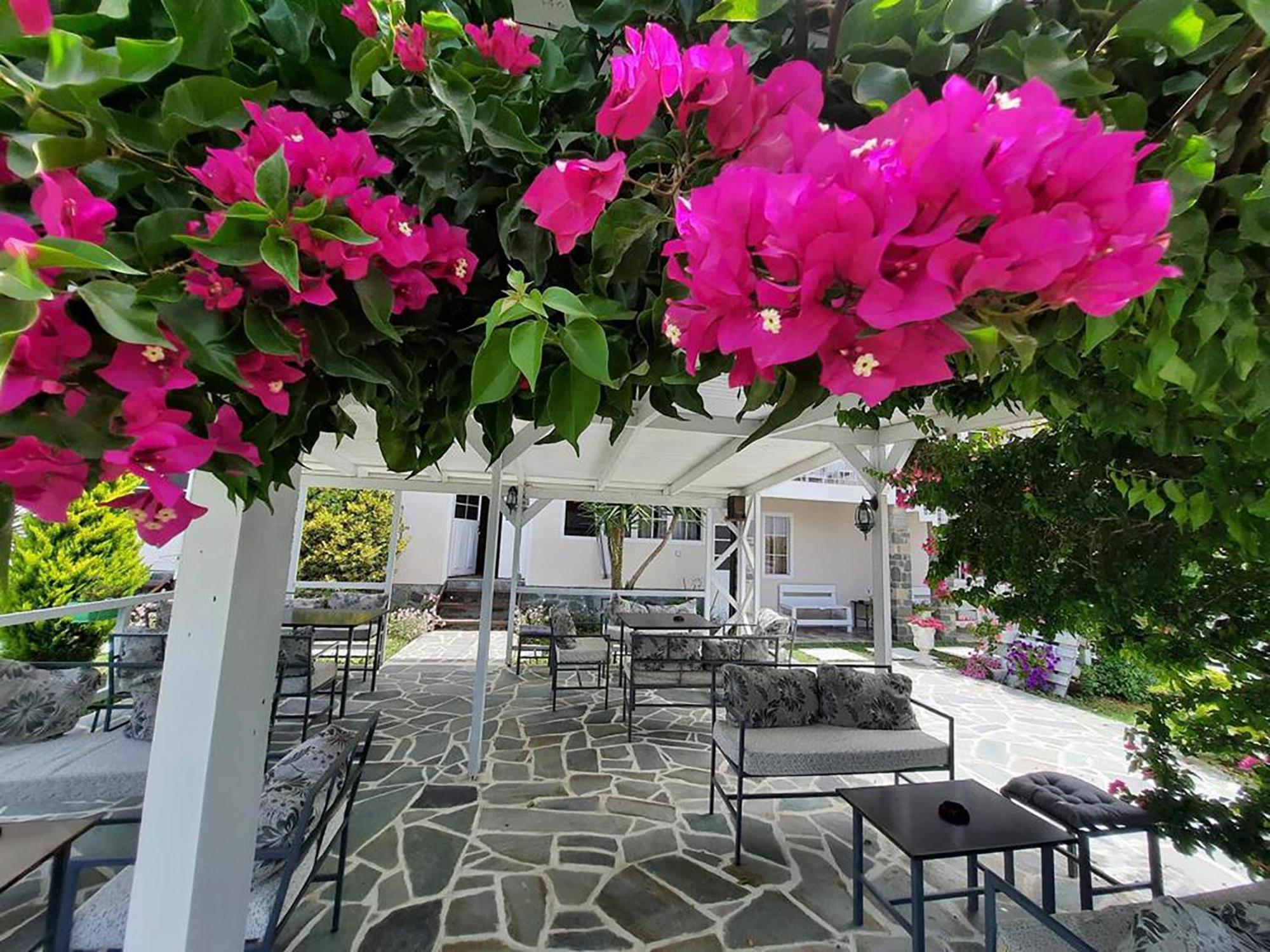 Nili Hotel Vlorë エクステリア 写真